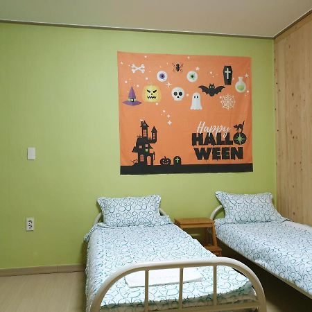 Chowoo Guesthouse Gyeongju Exterior photo